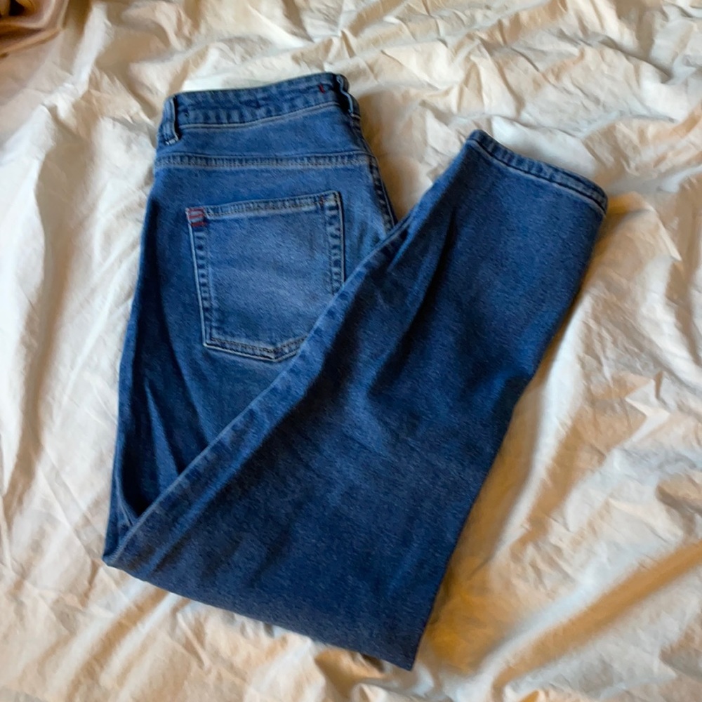 Girlfriend jeans
